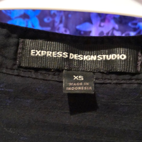 Express Design Studio Black button up blouse - Picture 4 of 4